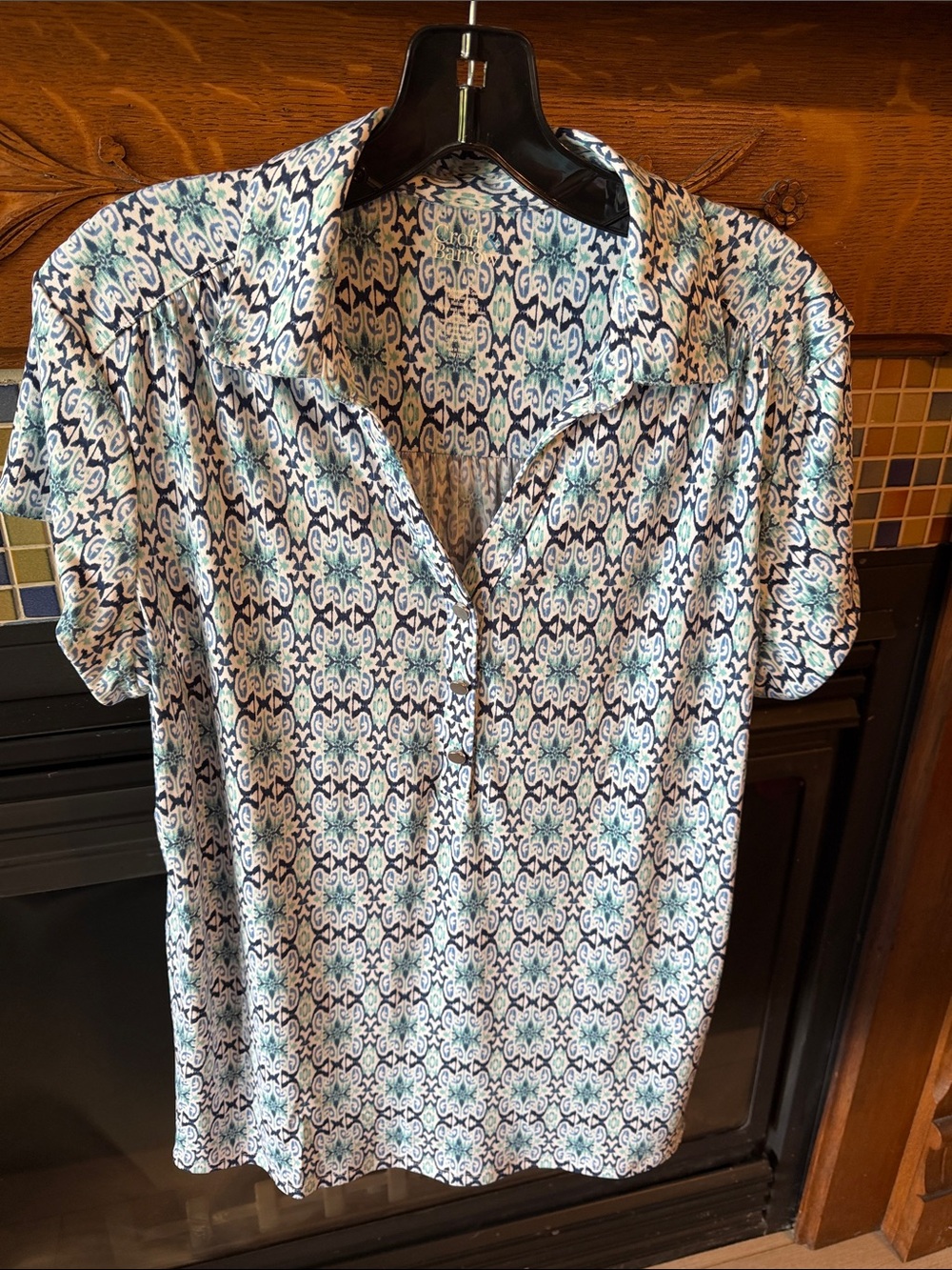 Women’s Short Sleeve Button Blouse in Blue & White Geometric Print